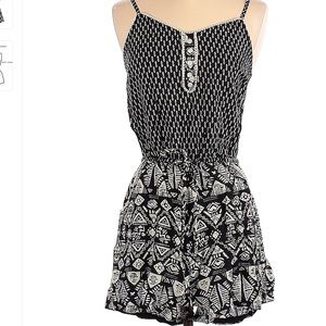 Beautiful Ultra Pink Black and White Romper in Size Small